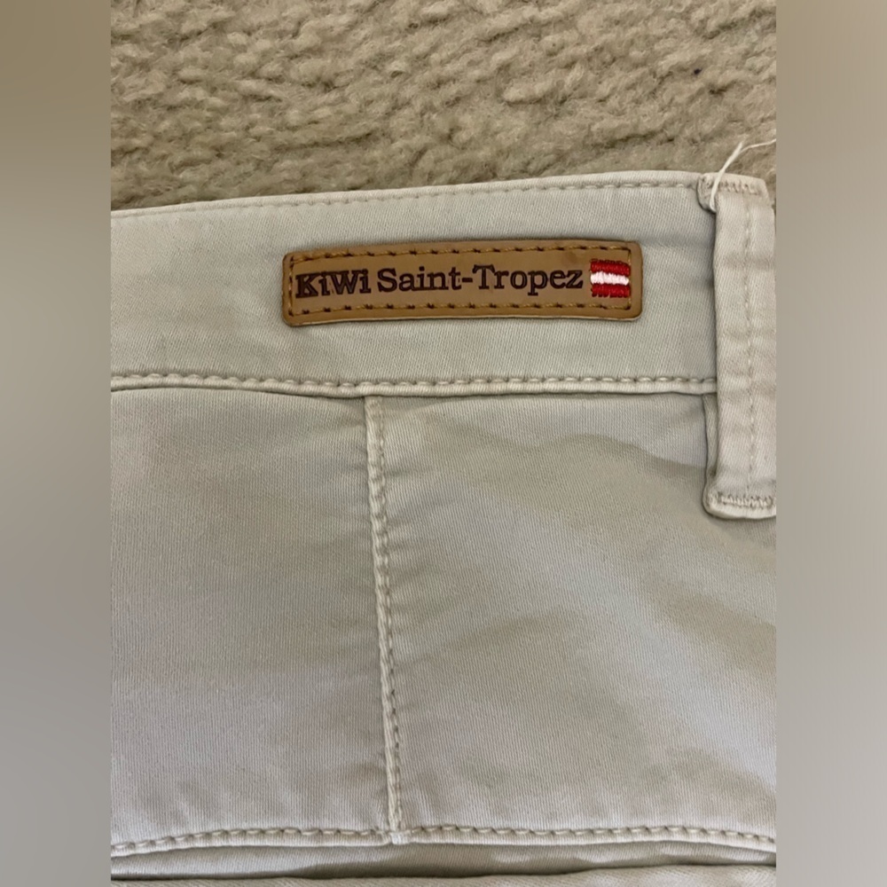 Kiwi Saint-Tropez Bermuda Shorts Flat Front Size Medium - Picture 2 of 5